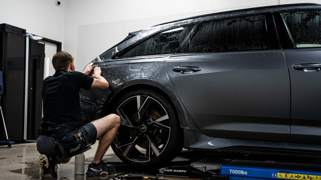 Installing PPF on Audi RS6